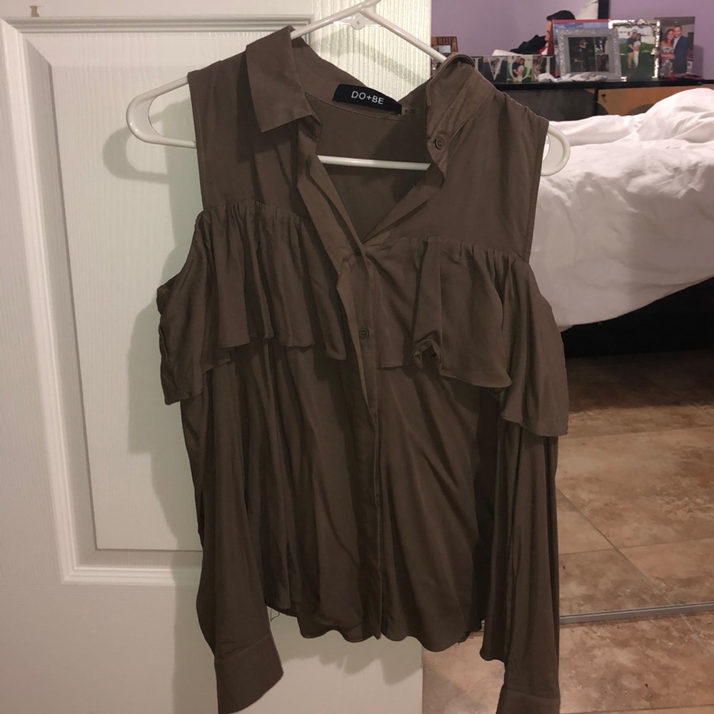 Brown cold shoulder top